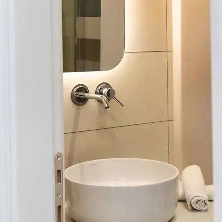 アパート Alma & Nina *