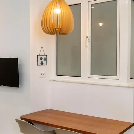 アパート Alma & Nina *