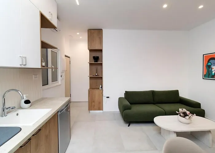 Alma & Nina 아파트 하니아