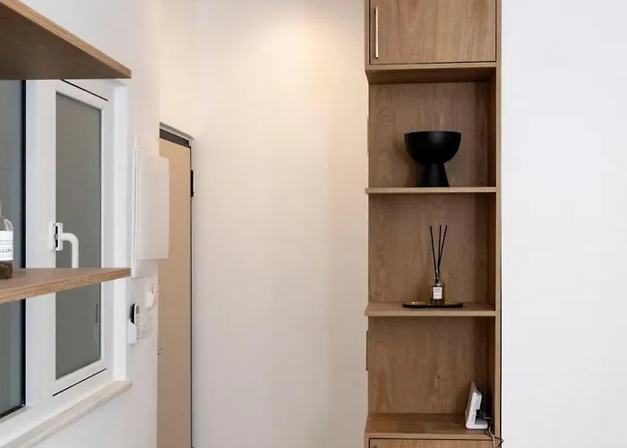 Alma & Nina La Canée